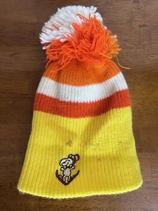VTG Snoopy Peanuts Beanie Hat Pom 1958 Winter Skiing Orlon Acrylic USA STAINED